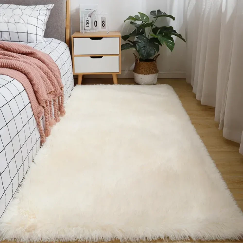 Tapete de Pelúcia Antiderrapante Para Quarto - Simpla